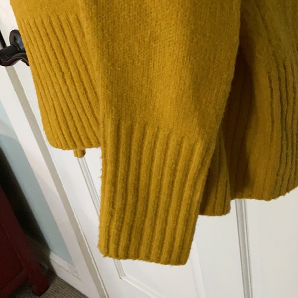 Rachel Zoe Yellow Cowl Neck Slouchy Sweater Sz XS - Picture 5 of 7